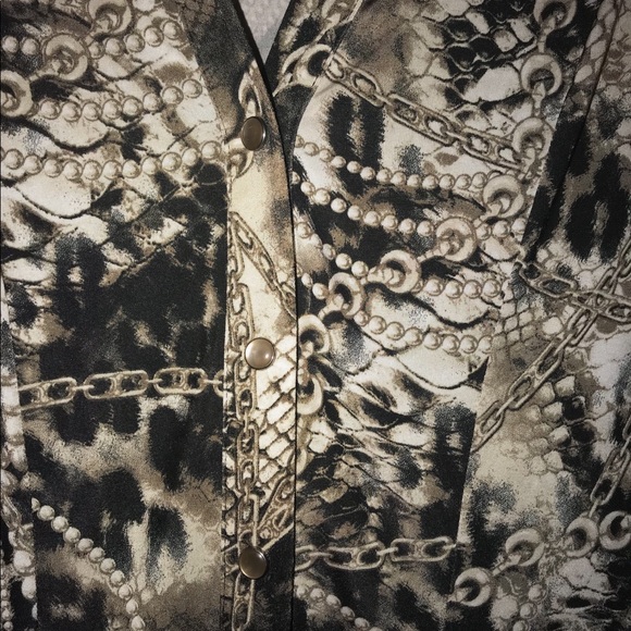 Cache blouse - Picture 3 of 4